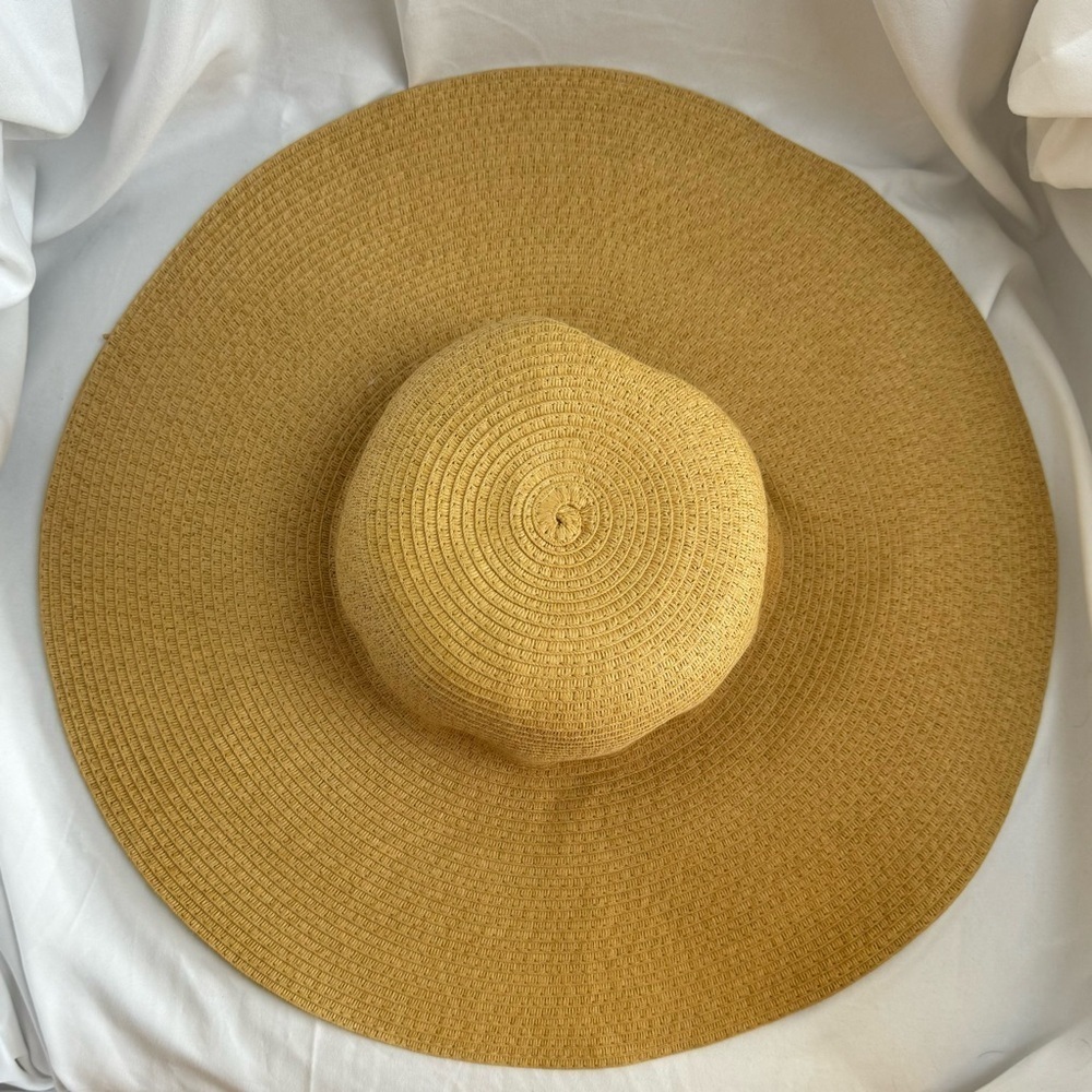 Old Navy Wide Brimmed Tan Floppy Hat L/XL - Picture 2 of 8